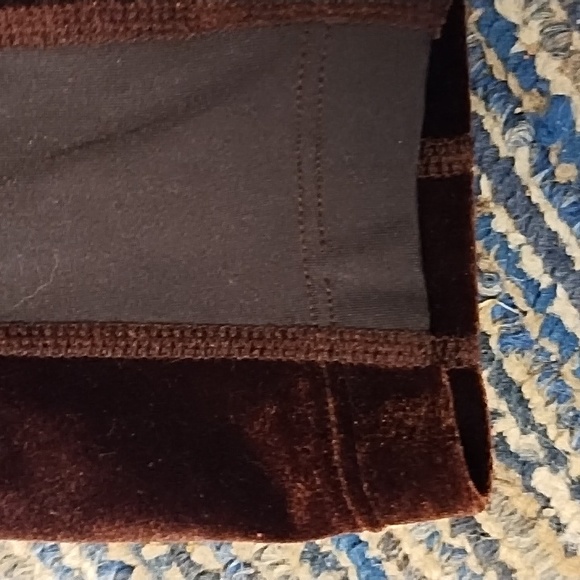 Alala New With Sticker Maroon Velvet Leggings With Black Nylon Side Stripes - Picture 4 of 10